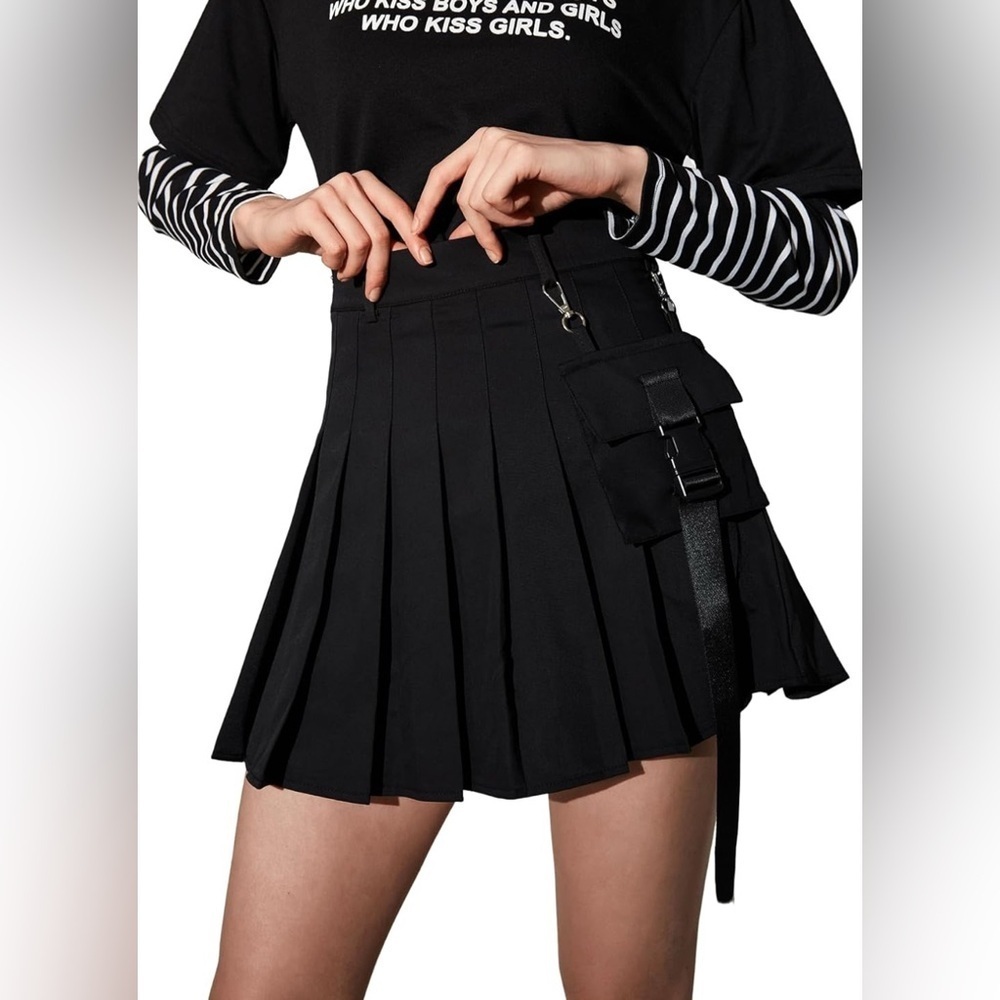 Showroom plus Black mini skirt Shorts for women